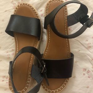 Black Platform Sandals